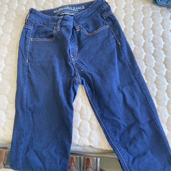 AE High Rise JEGGING Crop - Picture 3 of 4